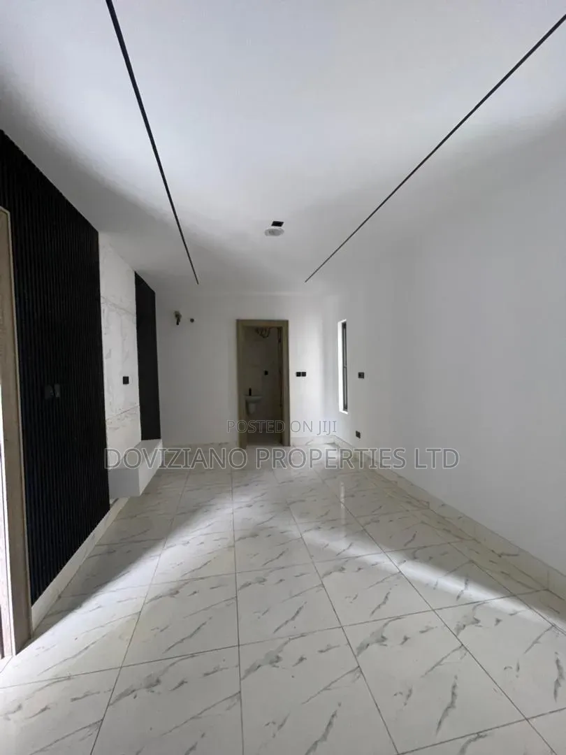 2bdrm Apartment in Lekki Phase 1 for sale in Lekki Phase 1