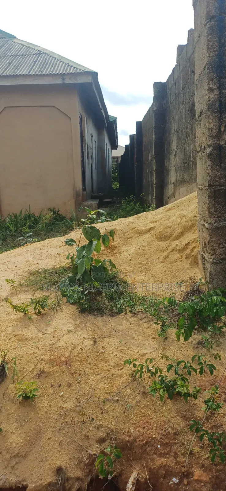 2bdrm Bungalow in Oke Ayo Estate, Agric for sale in Agric