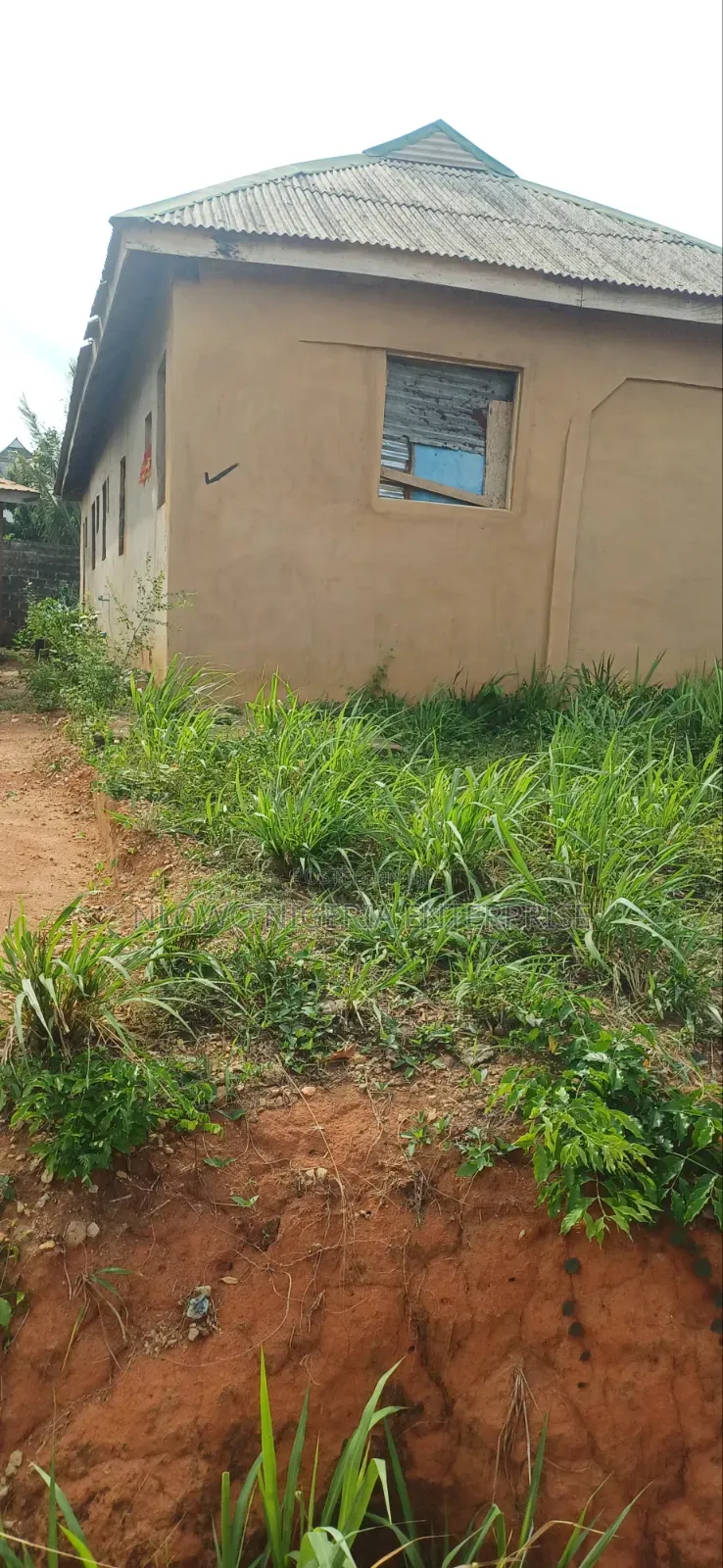 2bdrm Bungalow in Oke Ayo Estate, Agric for sale in Agric