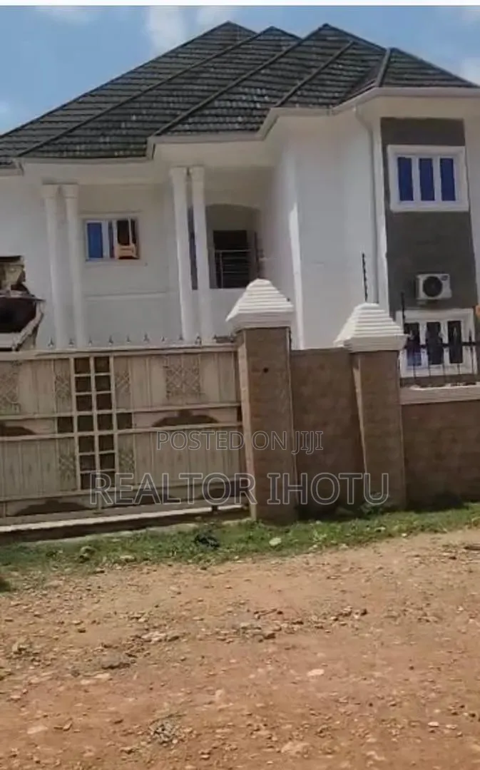 1674sqm,Residential, C of O, Tarred Road in Mabushi