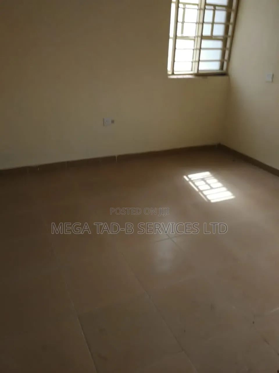 3bdrm Block of Flats in Magboro, Berger for sale in Berger