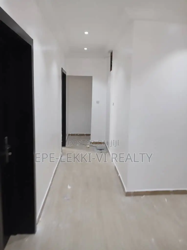 Restaurant Space for Lease in Ikeja Gra Lagos in Ikeja GRA