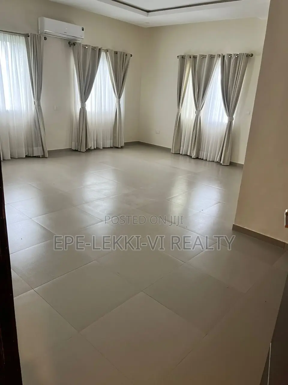 3bdrm Apartment in Ikoyi for rent in Ikoyi