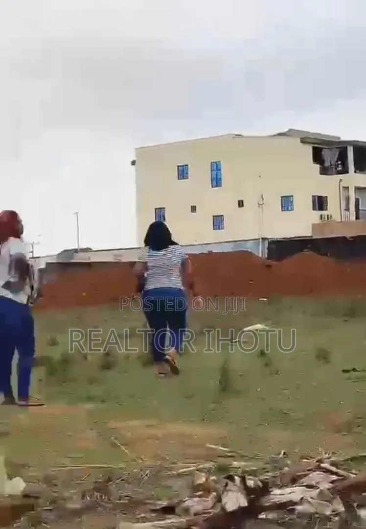 1100sqm, Residential, Fcda C of O, Tarred Road in Mbora