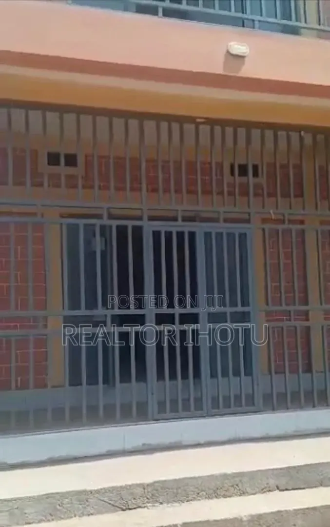 Warehouse for Sale at Fo1 Building Market in Kubwa