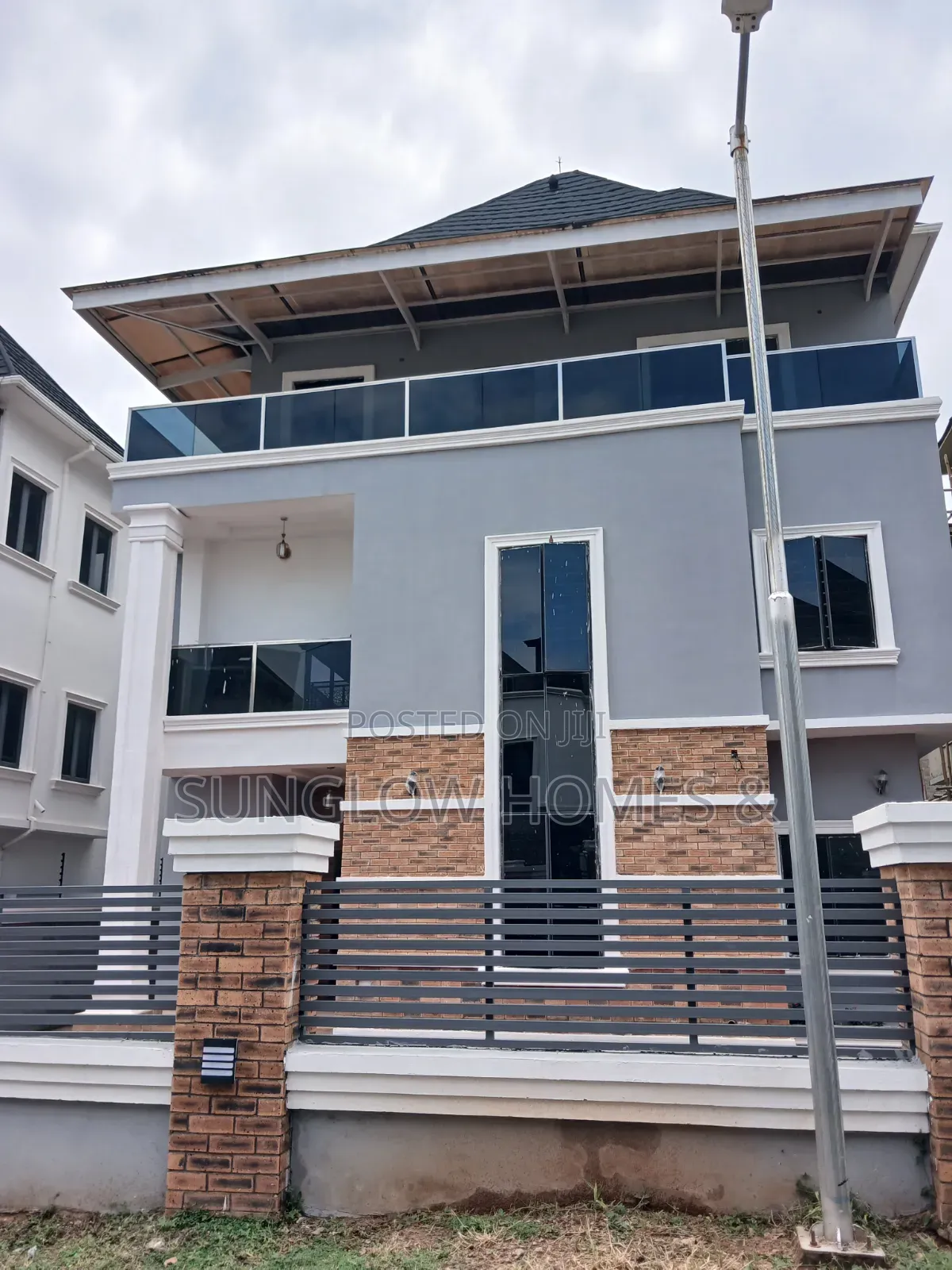 5bdrm Duplex in Tiavine Prime Villa, Sabon Lugbe for sale in Sabon Lugbe