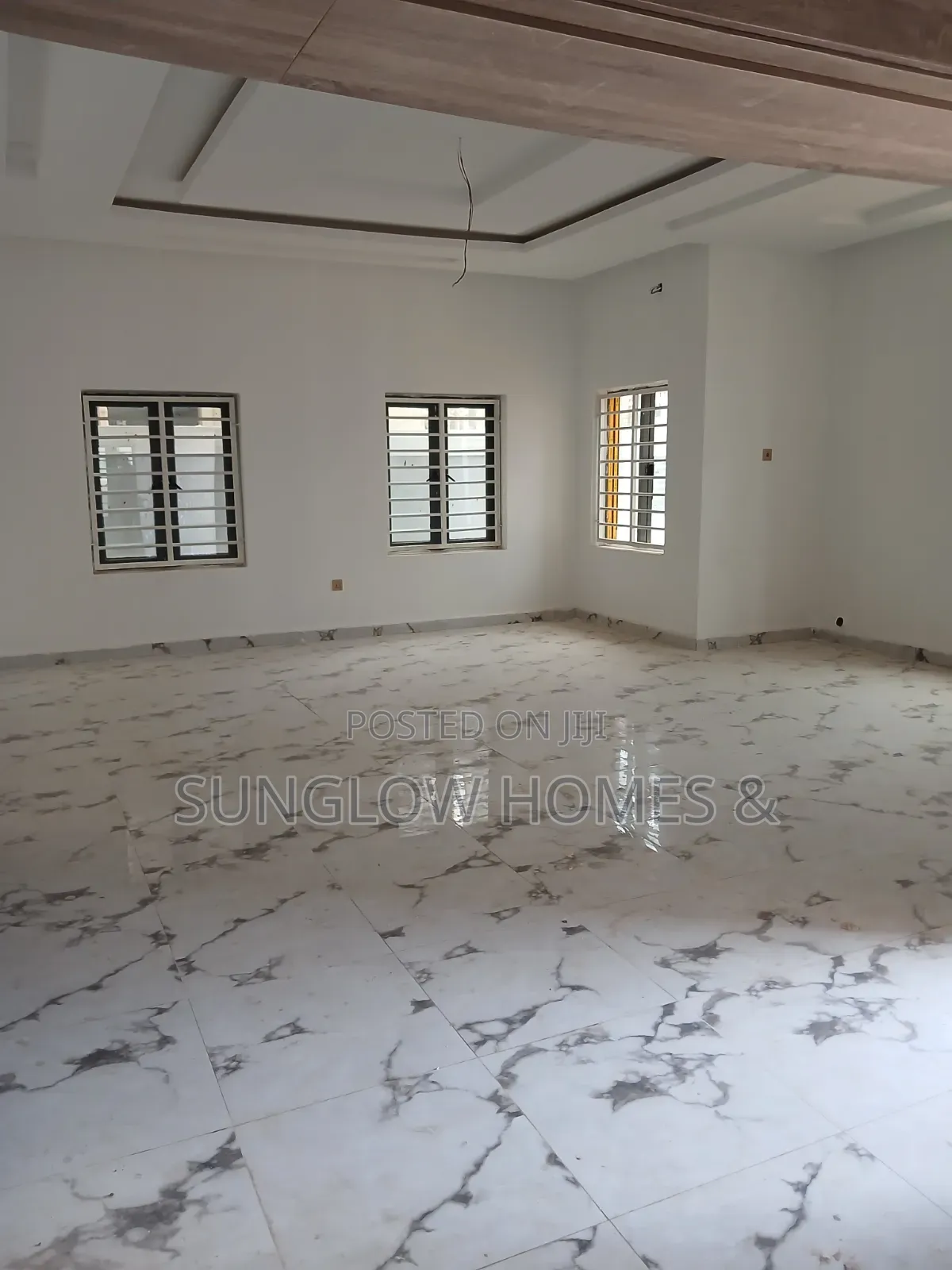 5bdrm Duplex in Tiavine Prime Villa, Sabon Lugbe for sale in Sabon Lugbe