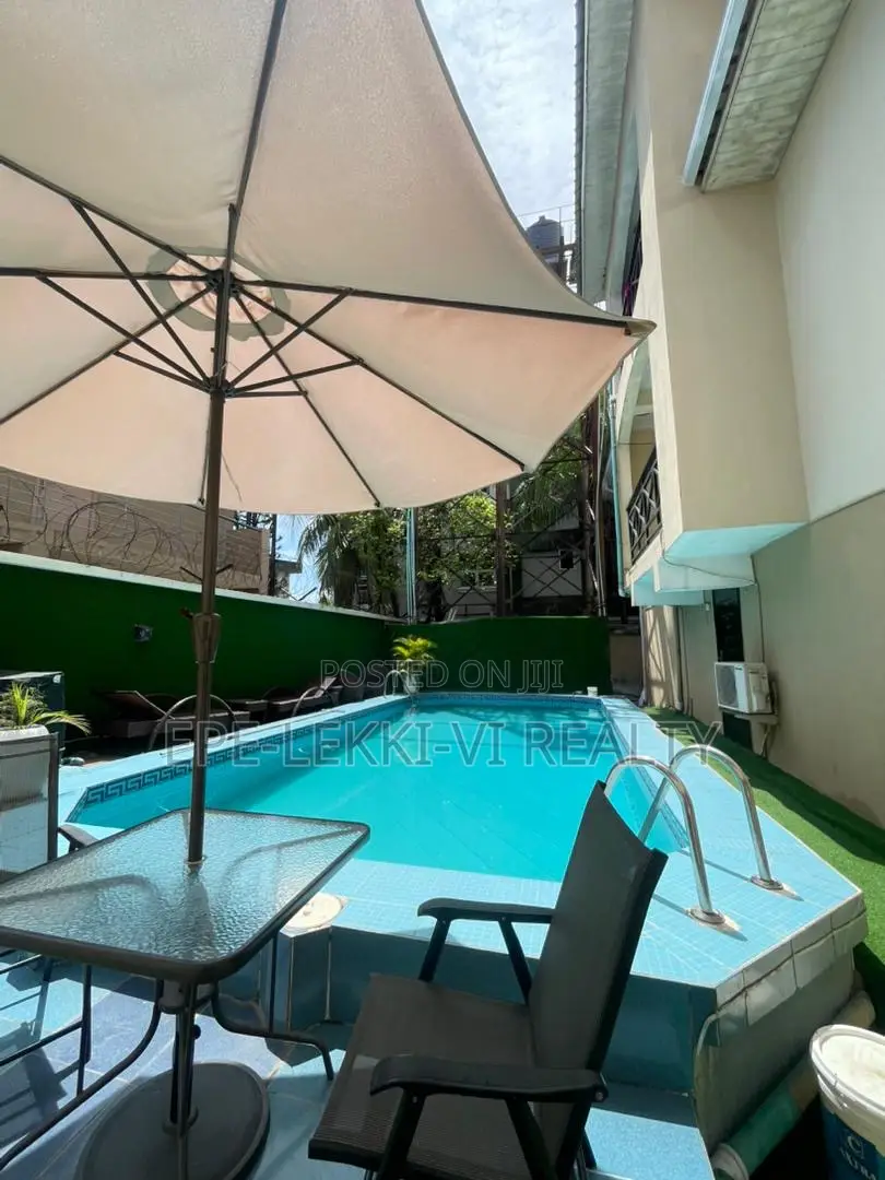 4bdrm Duplex in Lekki Phase 1 for rent in Lekki Phase 1