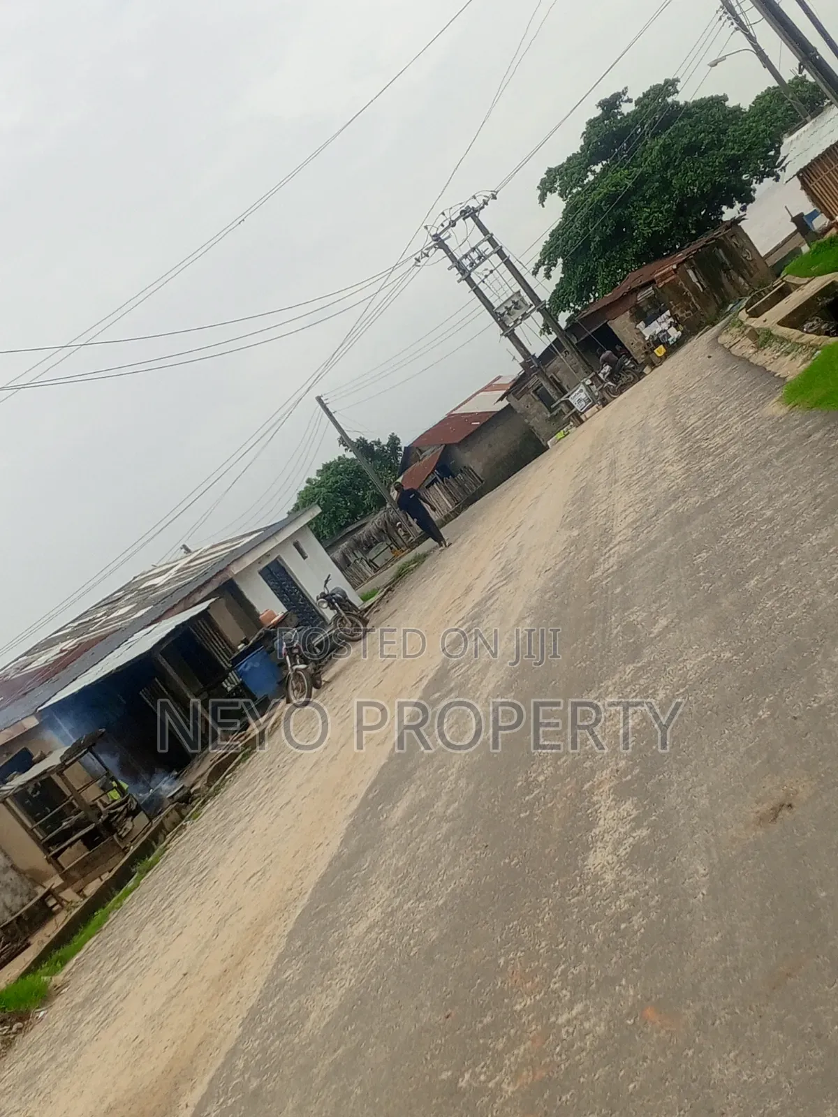 Family Deed Alo9 in Igbogbo