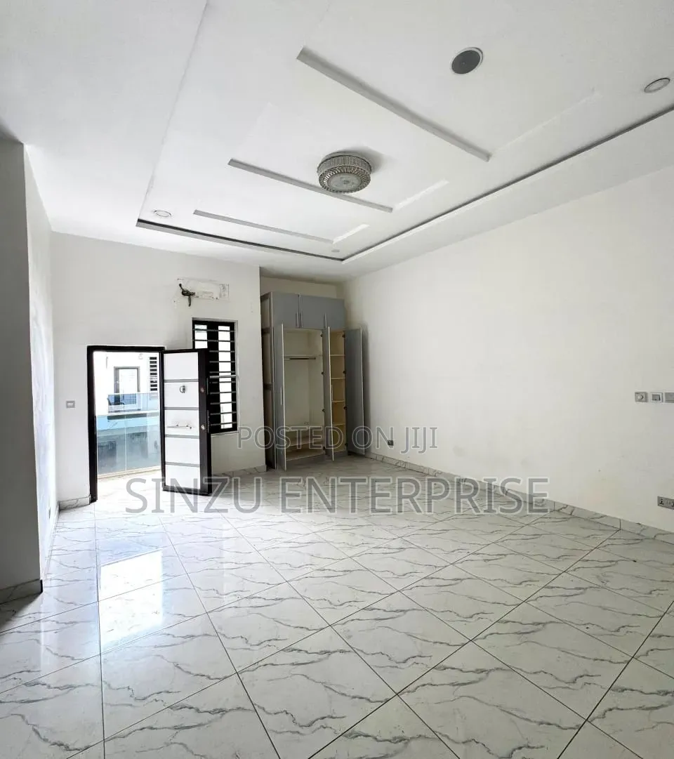 1bdrm Apartment in Oral Estate, Chevron for rent in Chevron