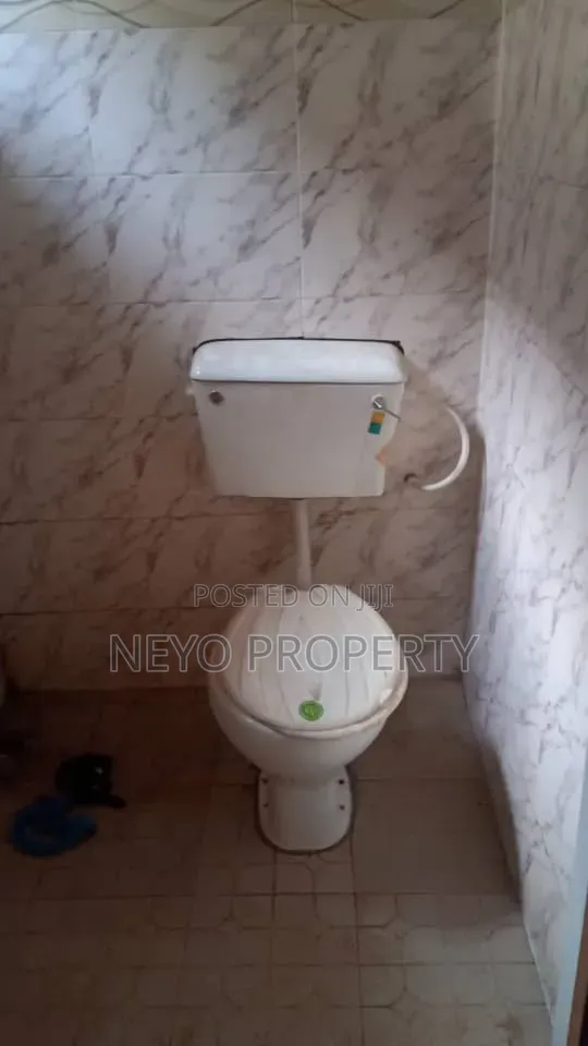 1bdrm Block of Flats in Prosperity Estate, Igbogbo for rent in Igbogbo