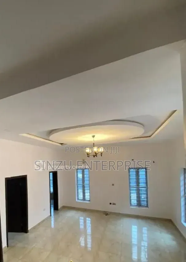 Studio Apartment in Oral Estate, Chevron for rent in Chevron