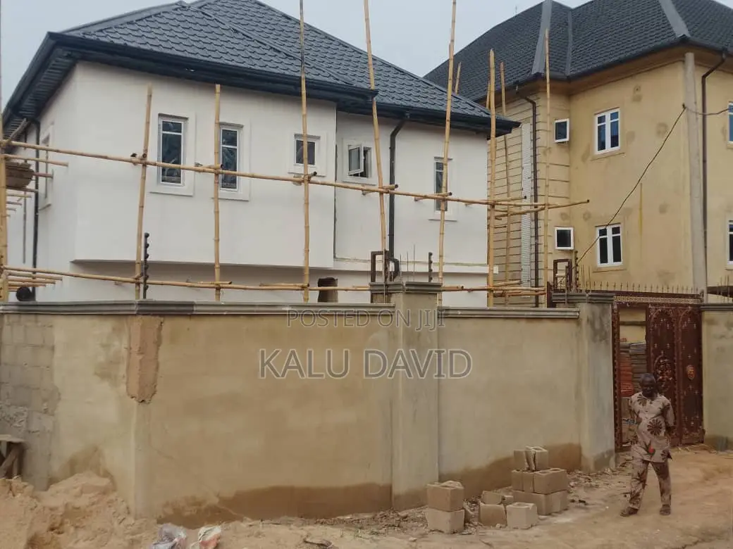Furnished 12bdrm Block of Flats in Agbaama Housing, Umuahia for sale in Umuahia