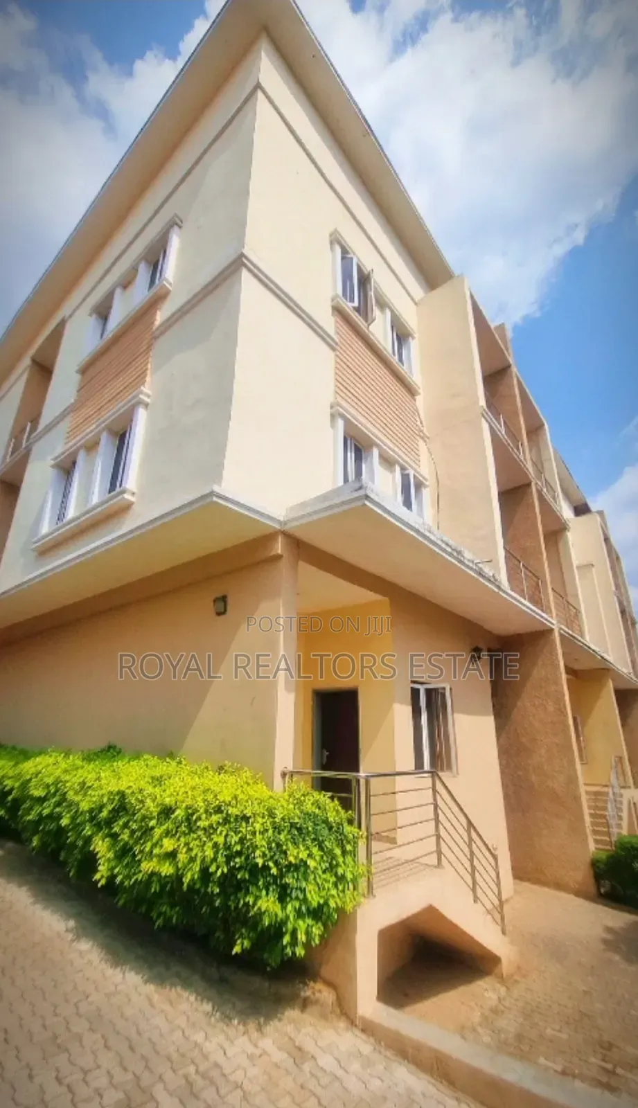 4bdrm Townhouse / Terrace in Maitama for rent in Maitama