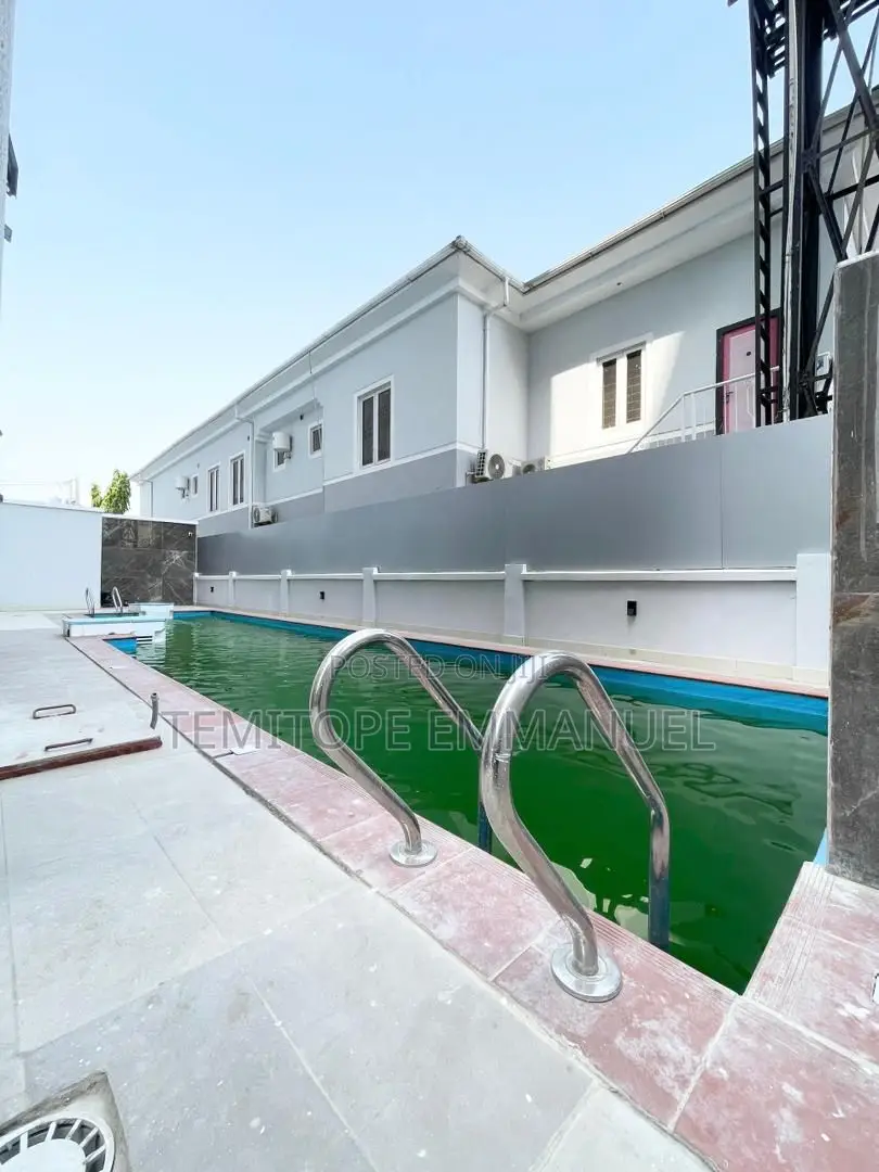 Furnished 3bdrm Apartment in Lekki Phase 1 for sale in Lekki Phase 1