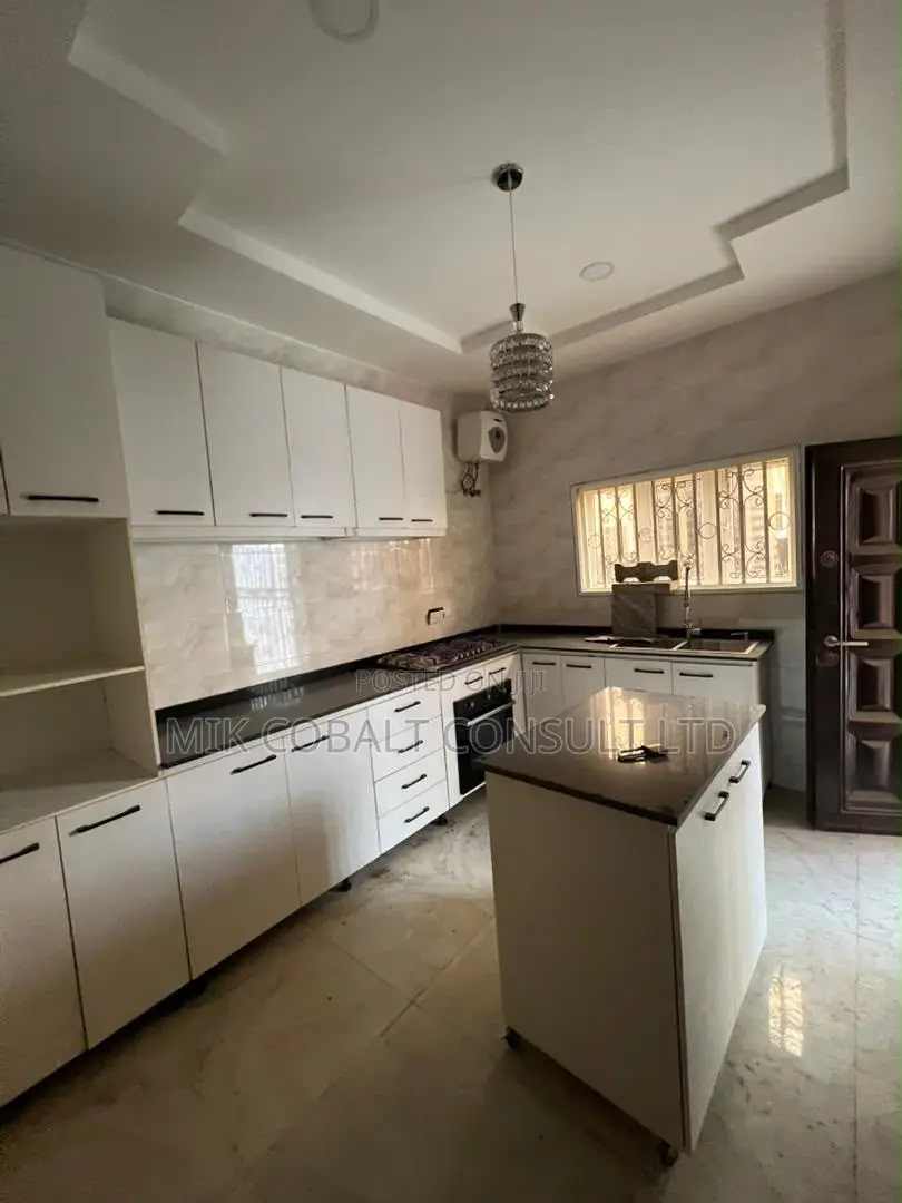 4bdrm Duplex in Diplomatic Zone, Katampe Extension for rent in Katampe Extension