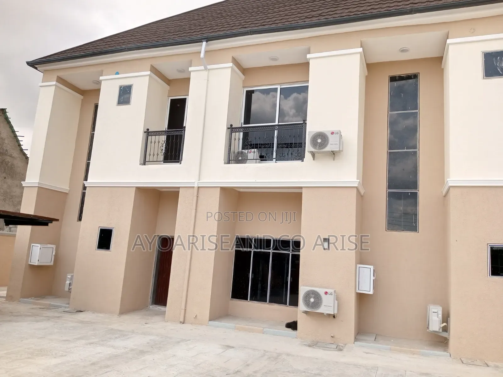 4bdrm Duplex in Nut Sabon Lugbe for sale in Sabon Lugbe