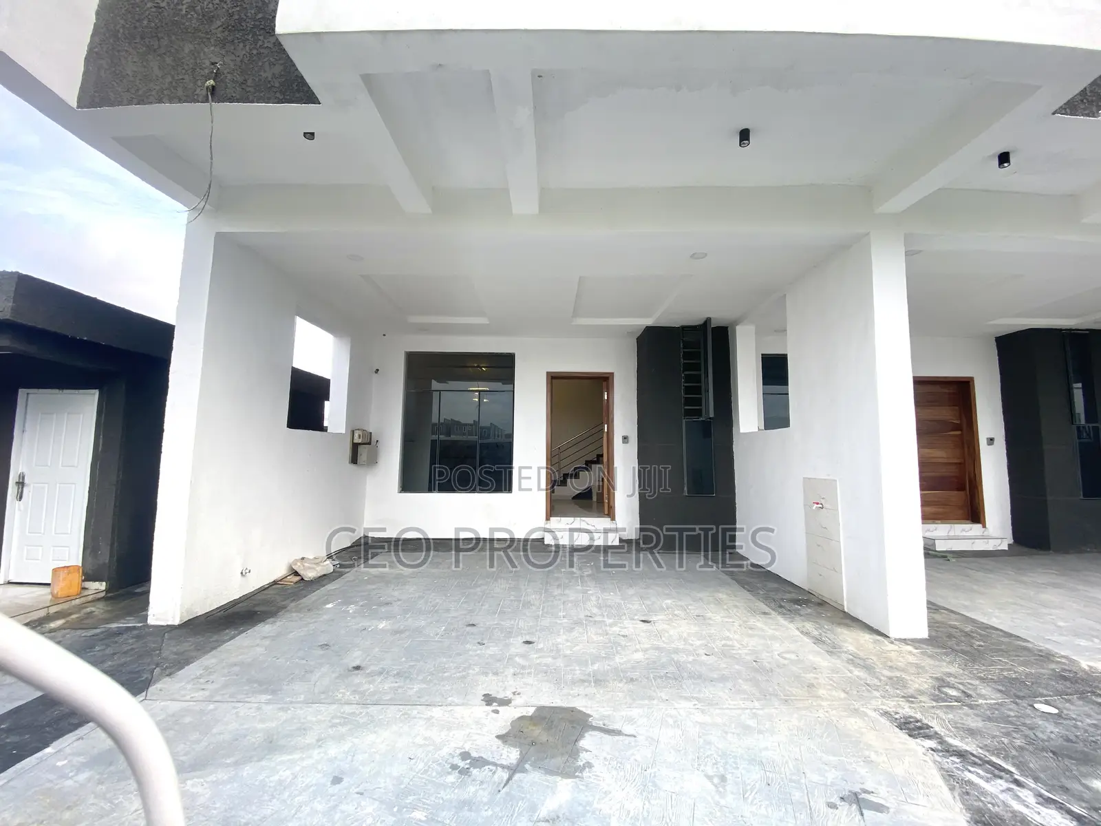 3bdrm Townhouse / Terrace in Atlantic View/, Abraham Adesanya Estate in Abraham Adesanya Estate