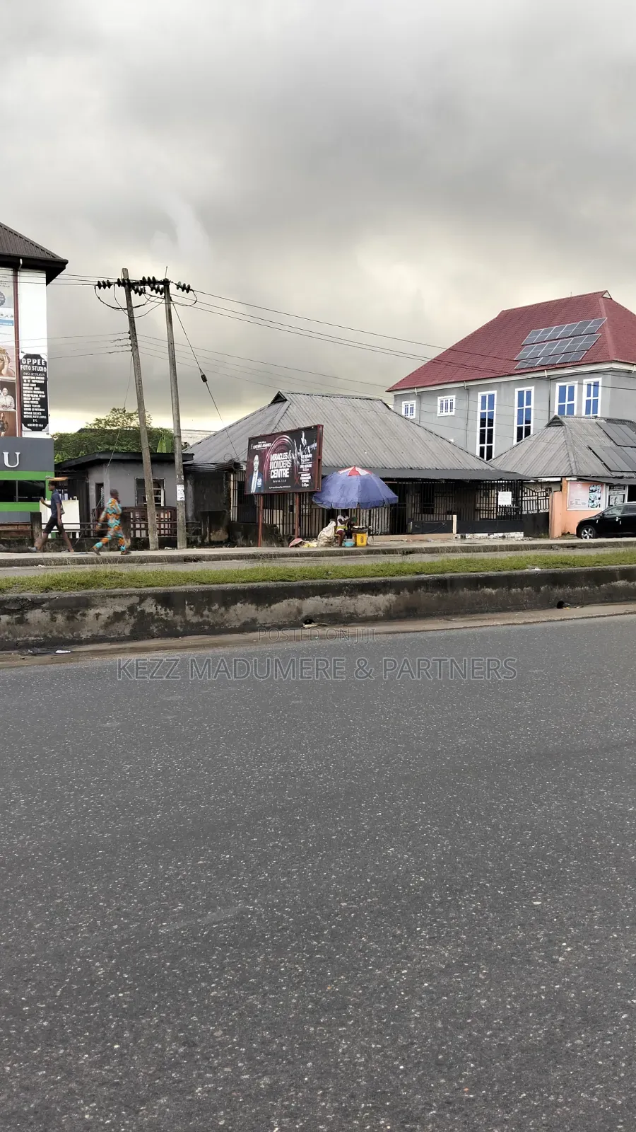 For Sale : 6 Plots Major Old Aba Rd, Near Shell I.A, Rumuomasi, Ph in Rumuomasi