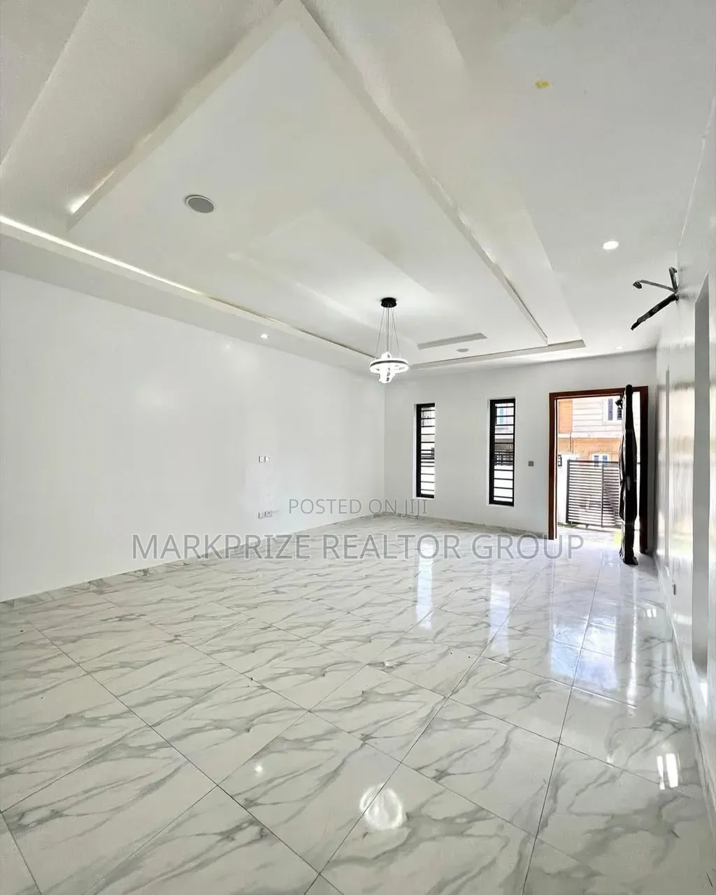 4bdrm Duplex in Chevron Lekki for rent in Chevron