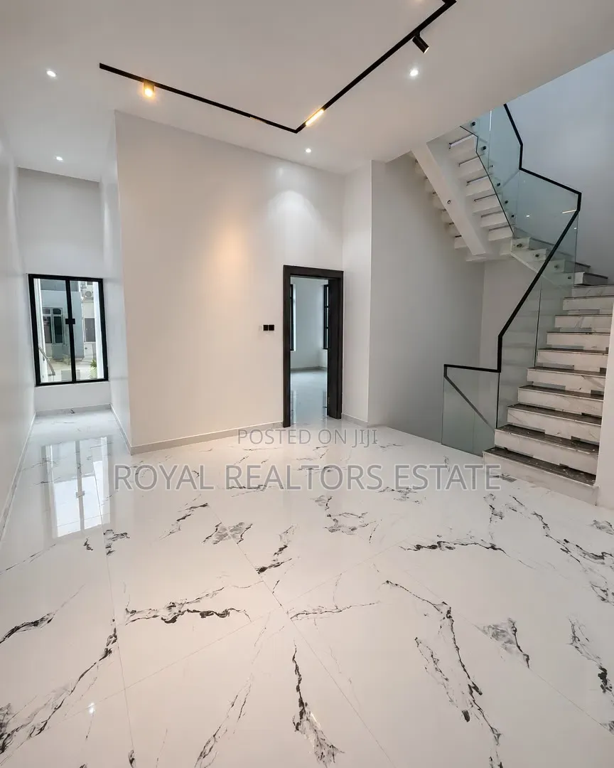 4bdrm Townhouse/Terrace in Guzape District for sale in Guzape District