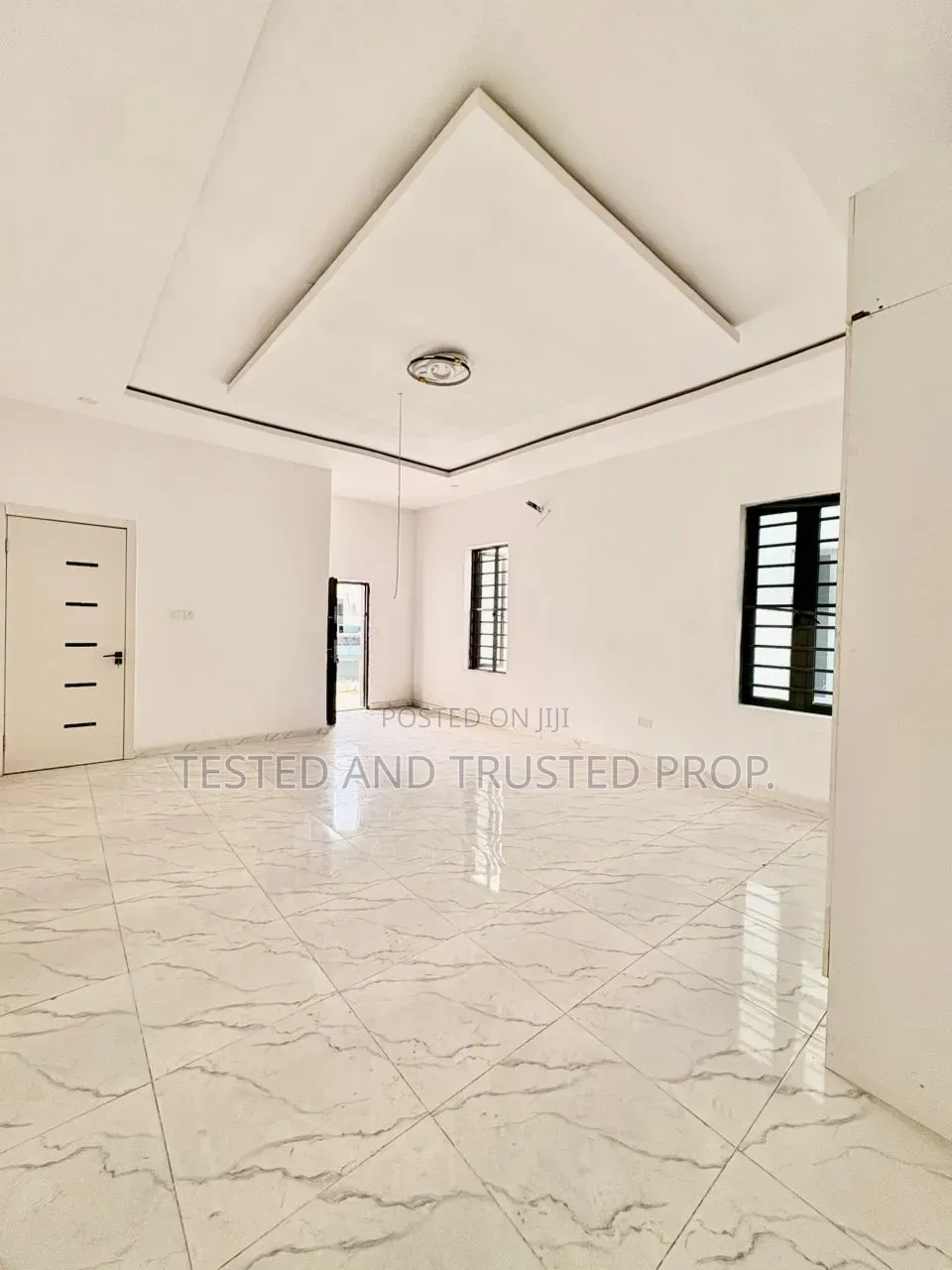 4bdrm Duplex in Orchid Road Lekki, Chevron for sale in Chevron