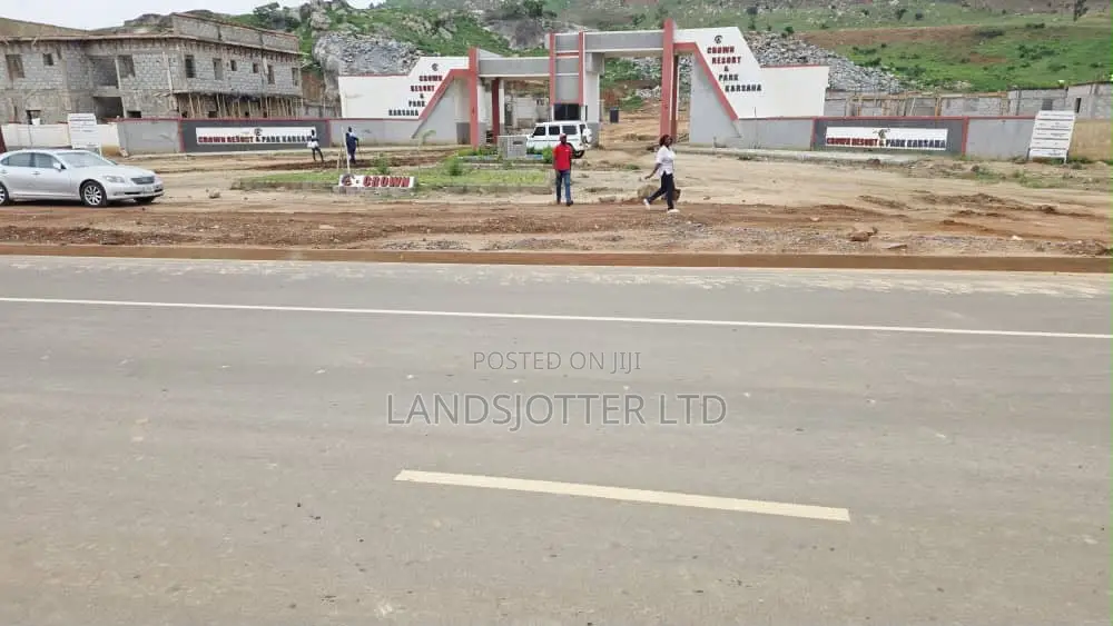 (250sqm Land for 3 Bedroom Terrace Duplex Karsana Abuja in Karsana