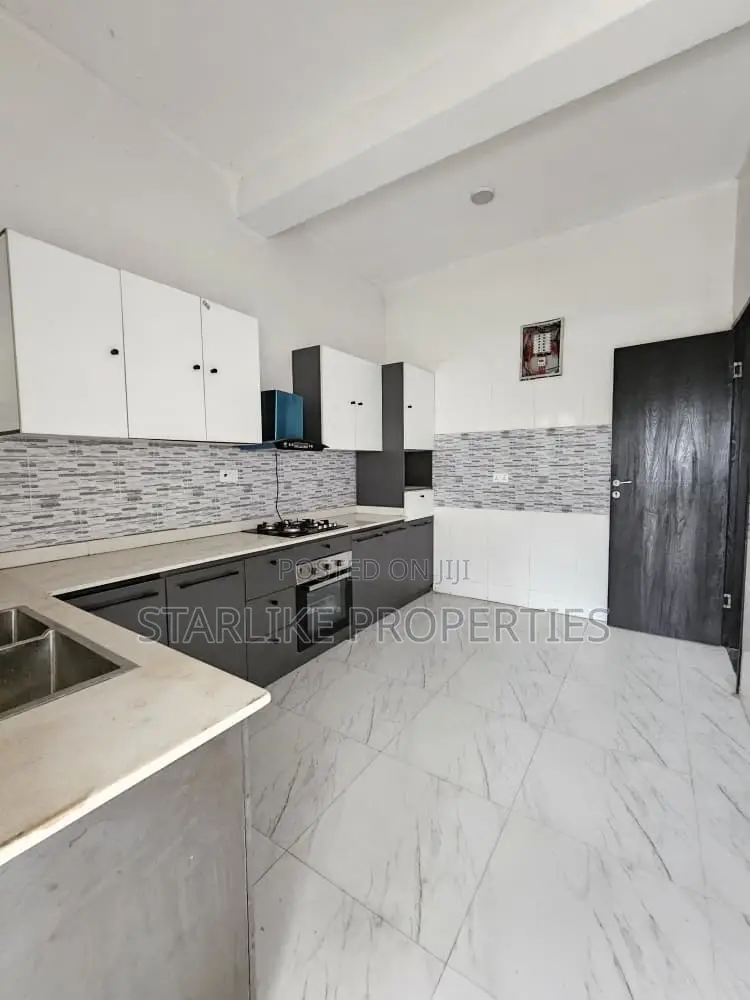 4bdrm House in Lekki Phase 1 for sale in Lekki Phase 1