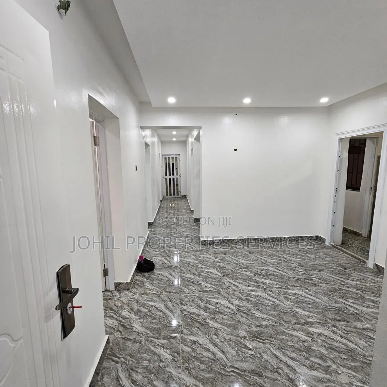 3bdrm Block of Flats in Zone 6 / Wuse for rent in Zone 6 / Wuse