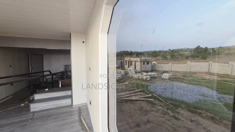 350sqm Land for 4bedrooms Semi-Detached Duplex APO BURUM in Apo District