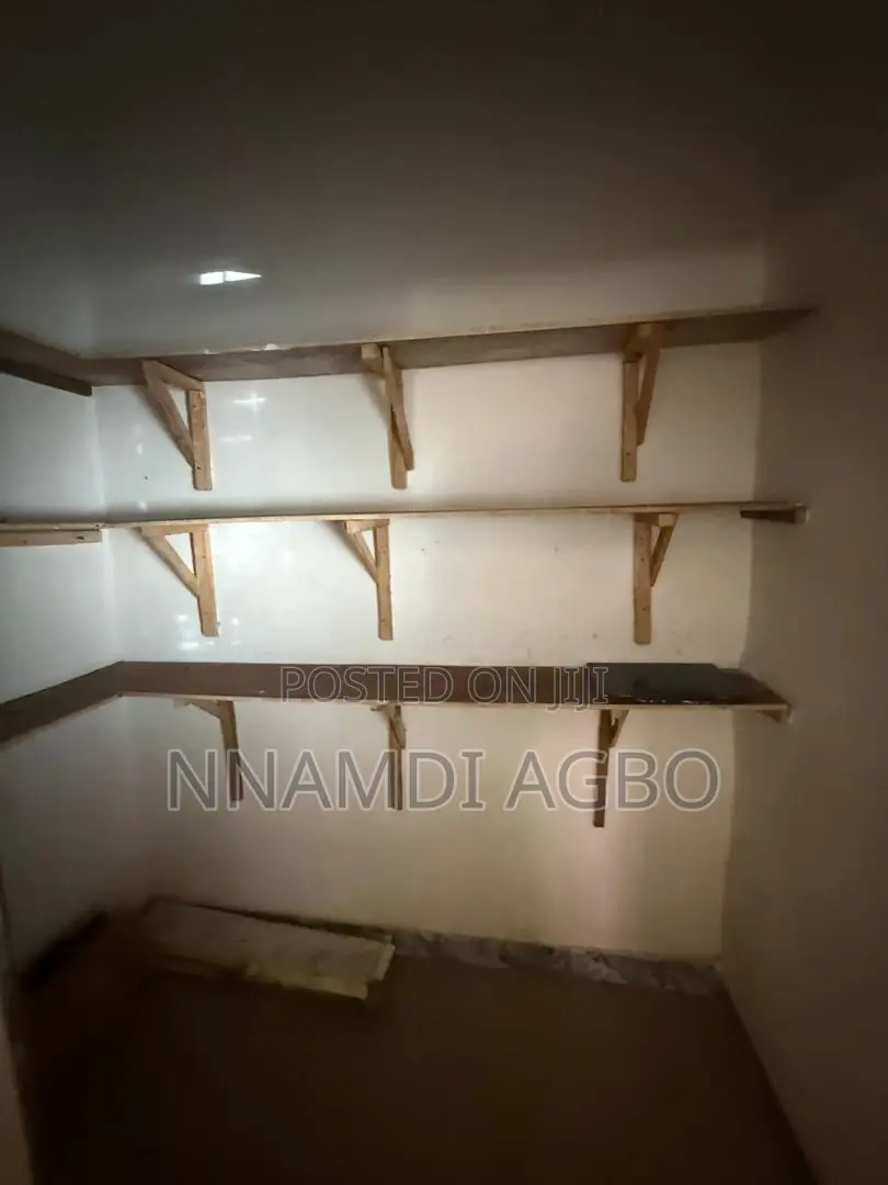 2bdrm Apartment in Ikate for rent in Ikate