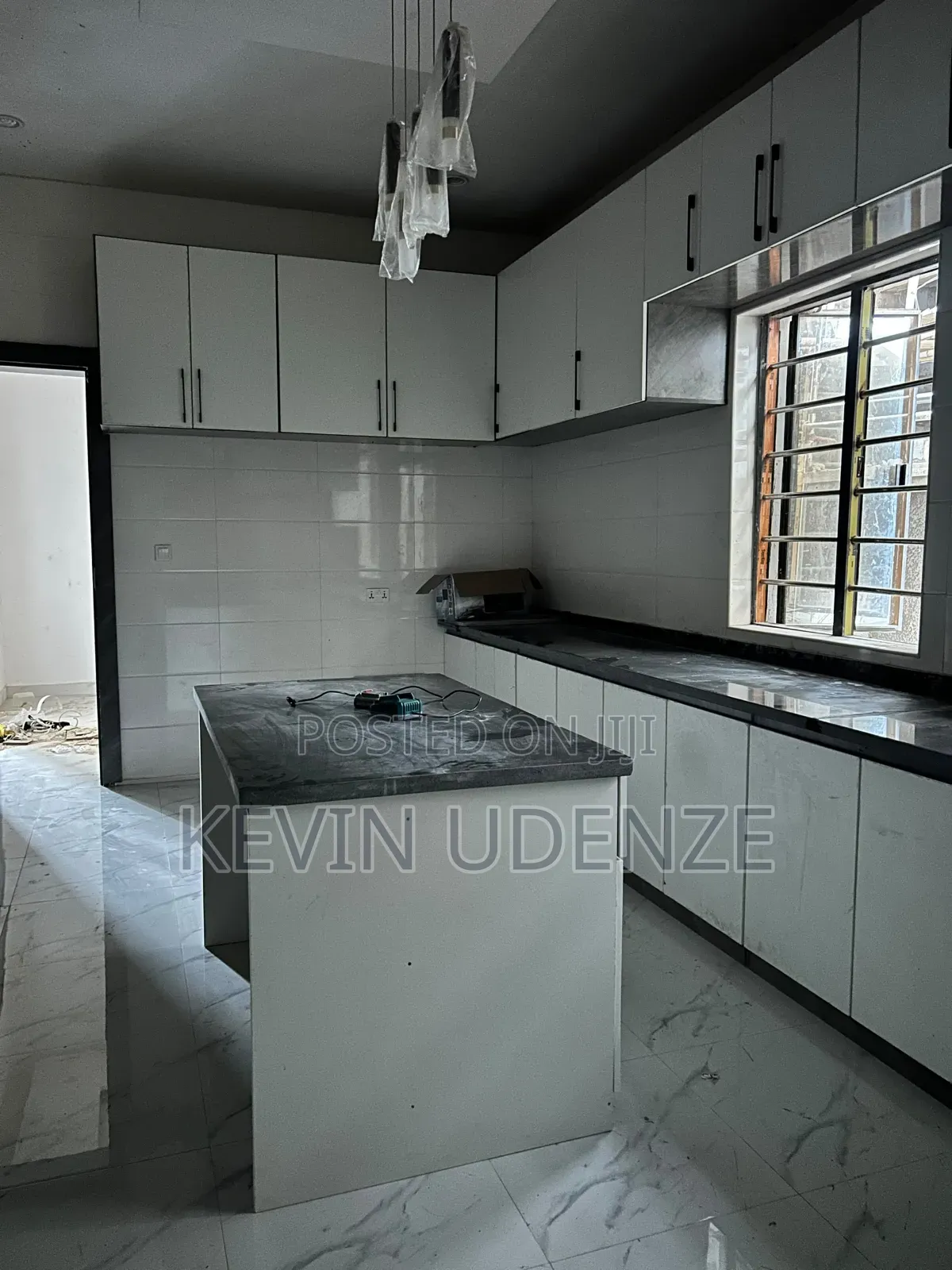 5bdrm Duplex in Faplins Estate, Dakwo District for sale in Dakwo District