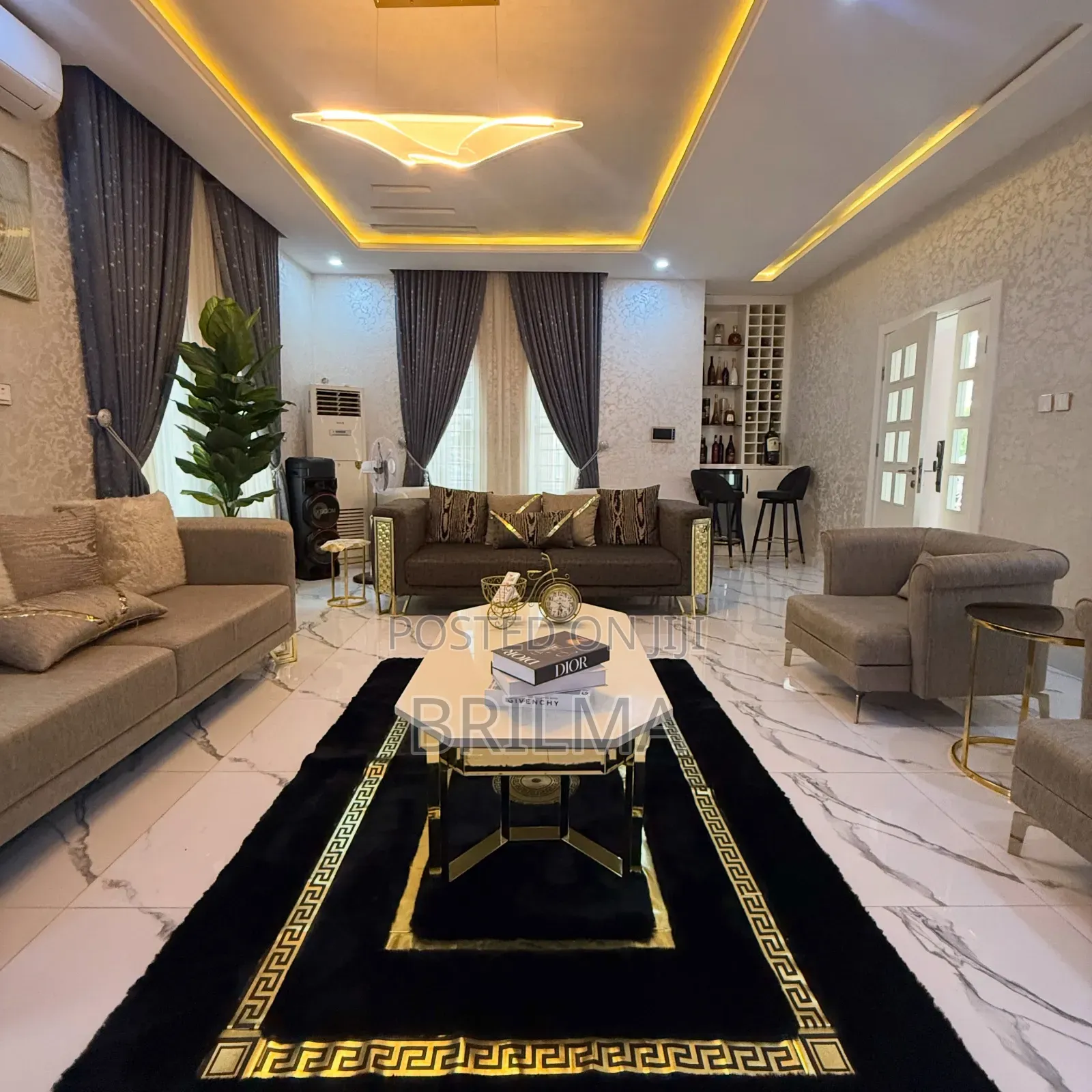 Furnished 5bdrm Duplex in FHA for sale in FHA