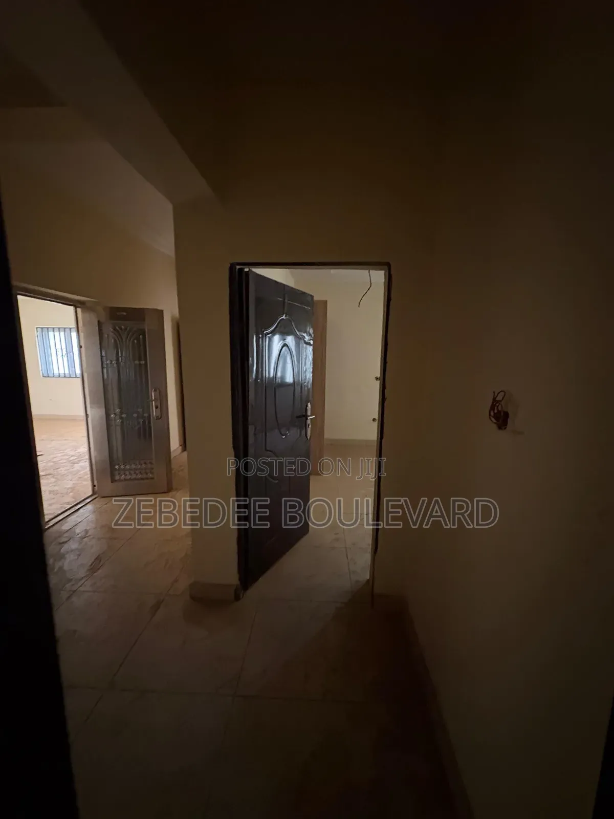 3bdrm Block of Flats in Jahi for sale in Jahi