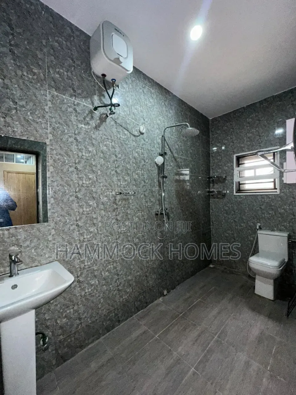 3bdrm Duplex in Carlton Gate Estate, Akobo for rent in Akobo