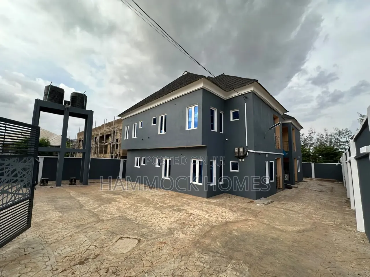 3bdrm Duplex in Carlton Gate Estate, Akobo for rent in Akobo