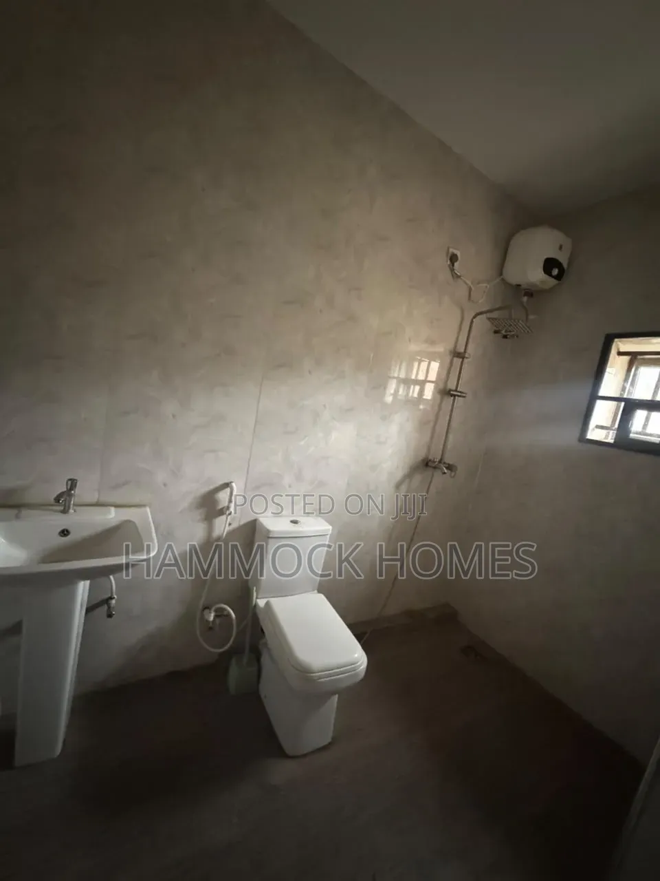 Furnished 4bdrm Duplex in Phdl Estate, Jericho for rent in Jericho