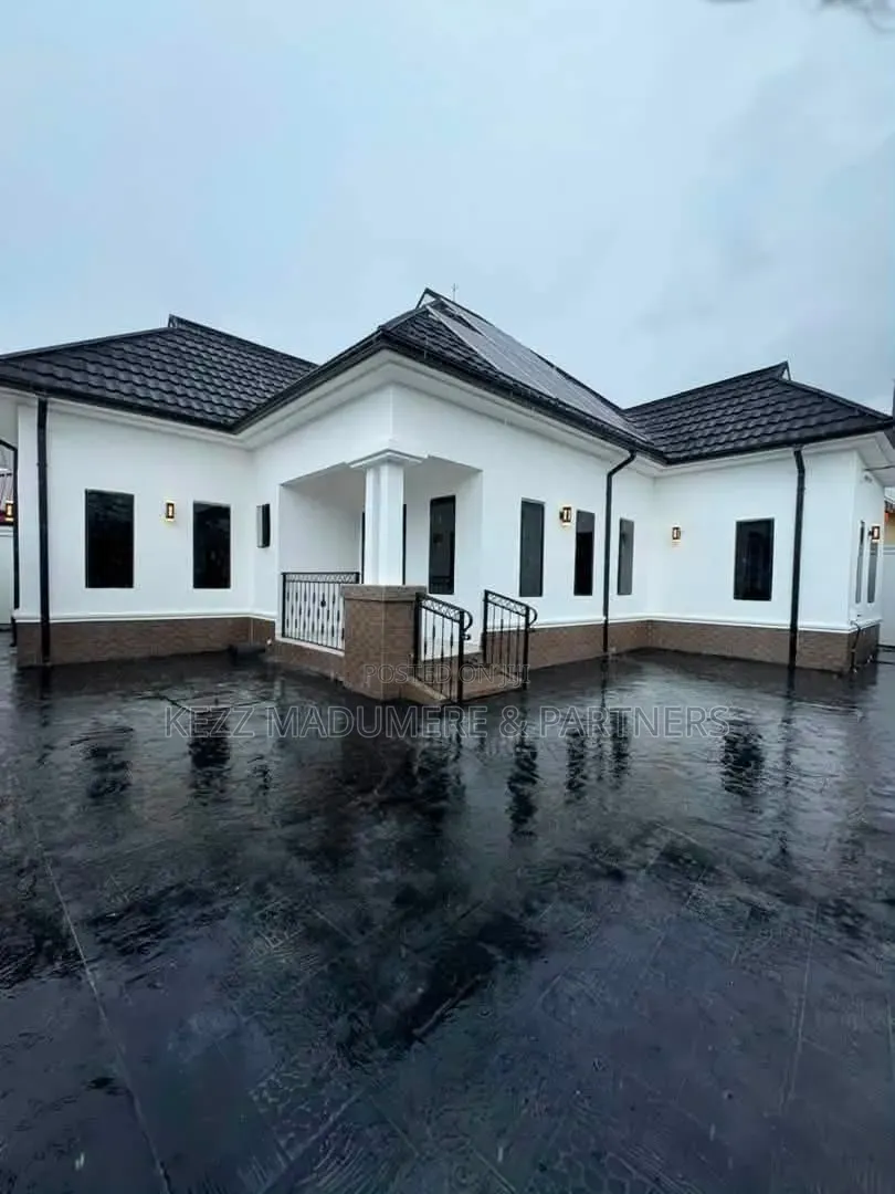 3bdrm Bungalow in Ada George , Port, New Layout for sale in New Layout