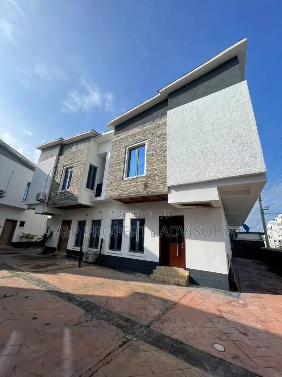4bdrm Duplex in Orchid, Lekki for sale in Lekki