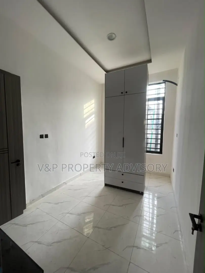 4bdrm Duplex in Orchid, Lekki for sale in Lekki