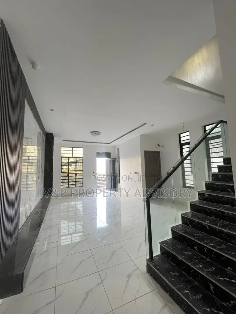 4bdrm Duplex in Orchid, Lekki for sale in Lekki