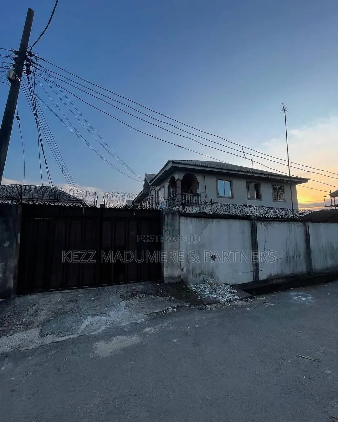 8bdrm Block of Flats in Gated Neighbourhood, New Layout for sale in New Layout