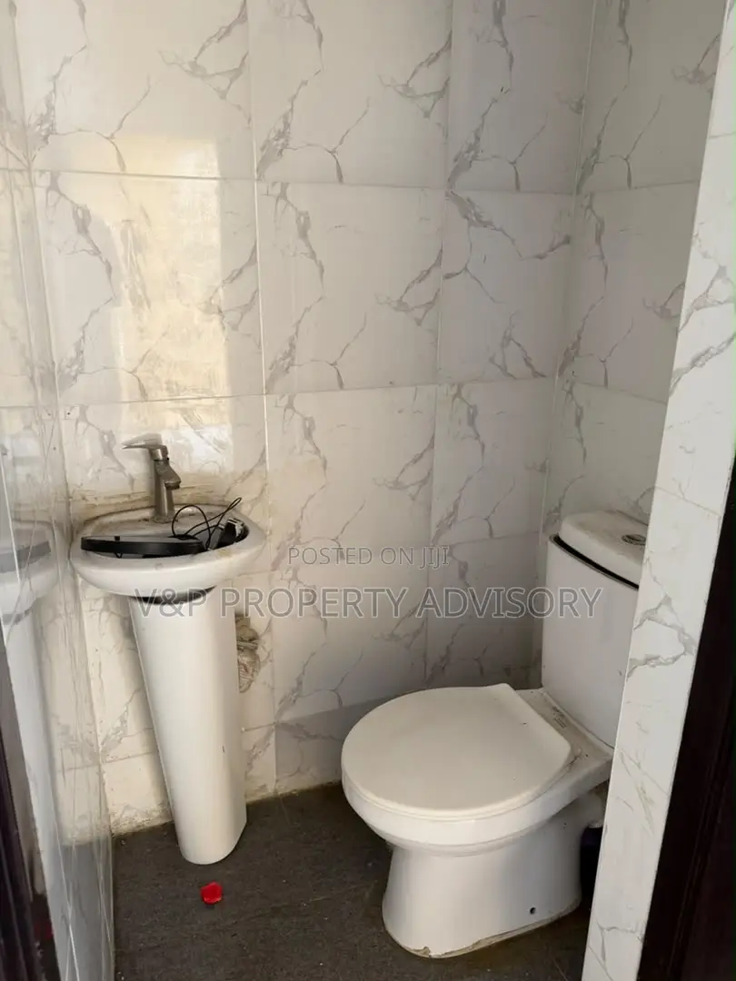 3bdrm Duplex in Ikota Villa, Lekki for sale in Lekki