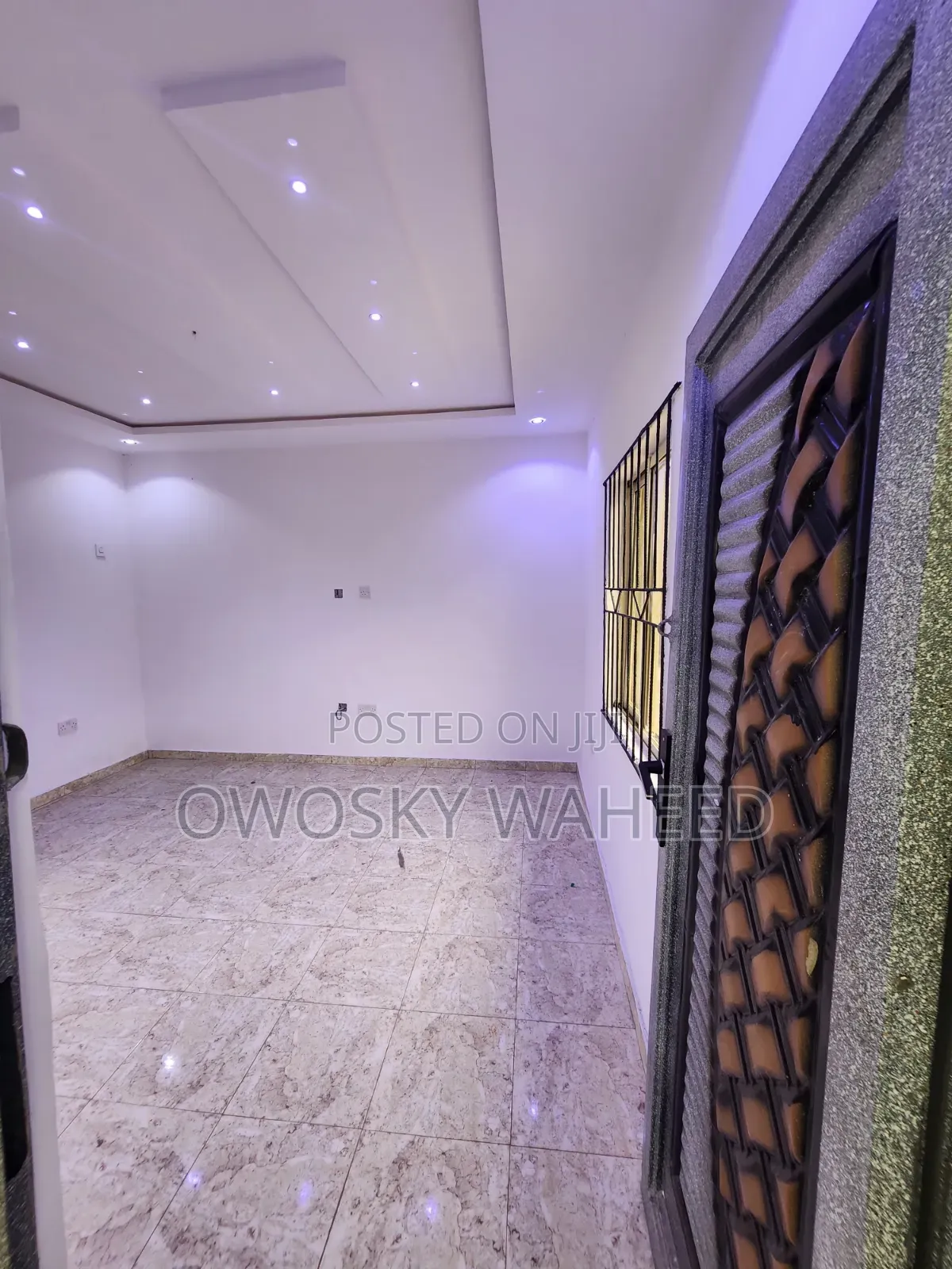 Furnished 1bdrm Apartment in Adamo for rent in Adamo