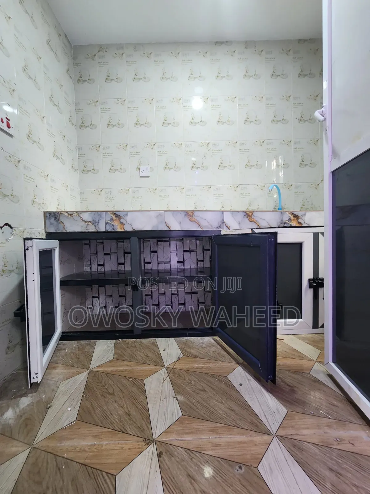 Furnished 1bdrm Apartment in Adamo for rent in Adamo
