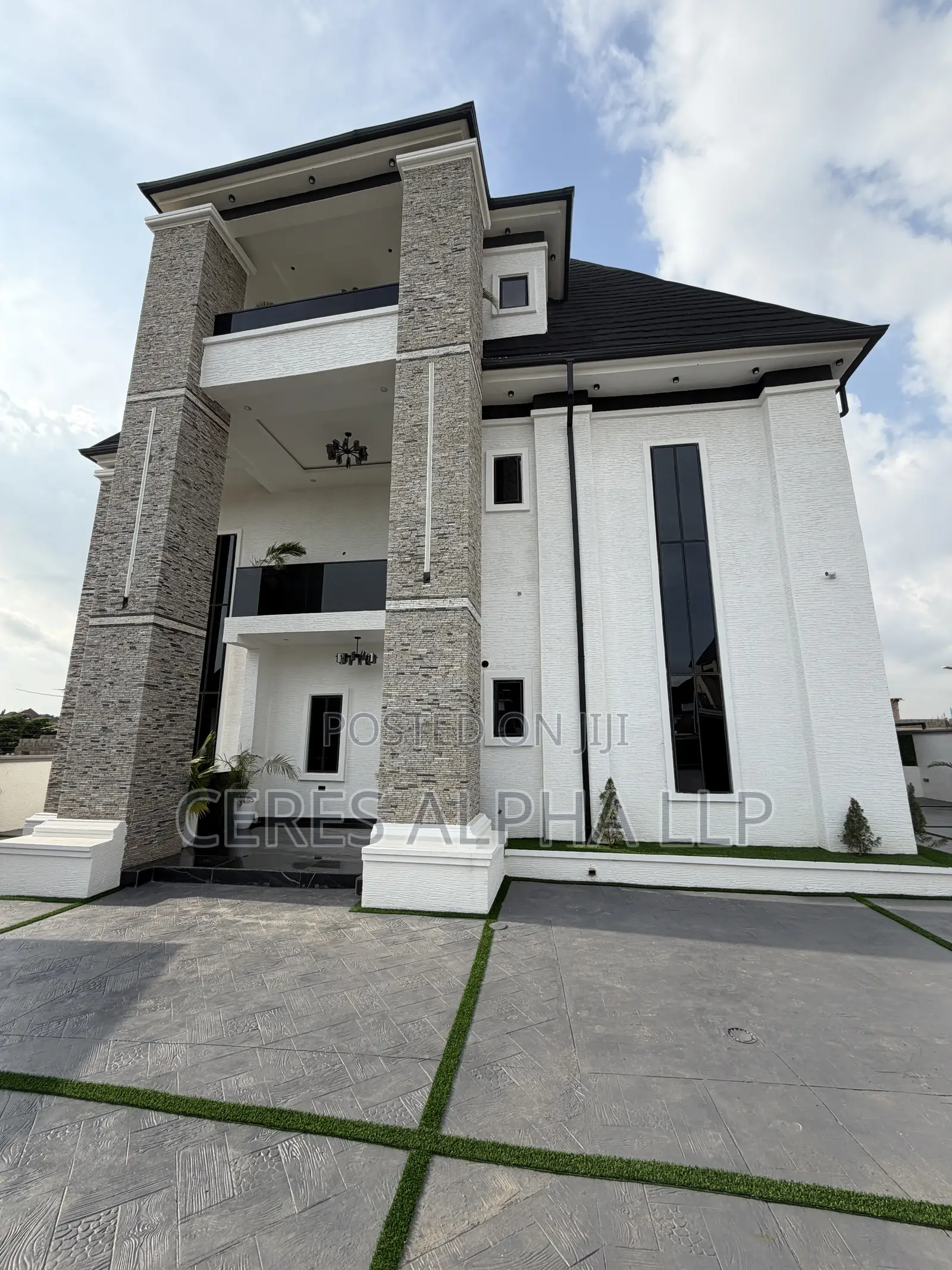 5bdrm Penthouse in Dakwo District for sale in Dakwo District