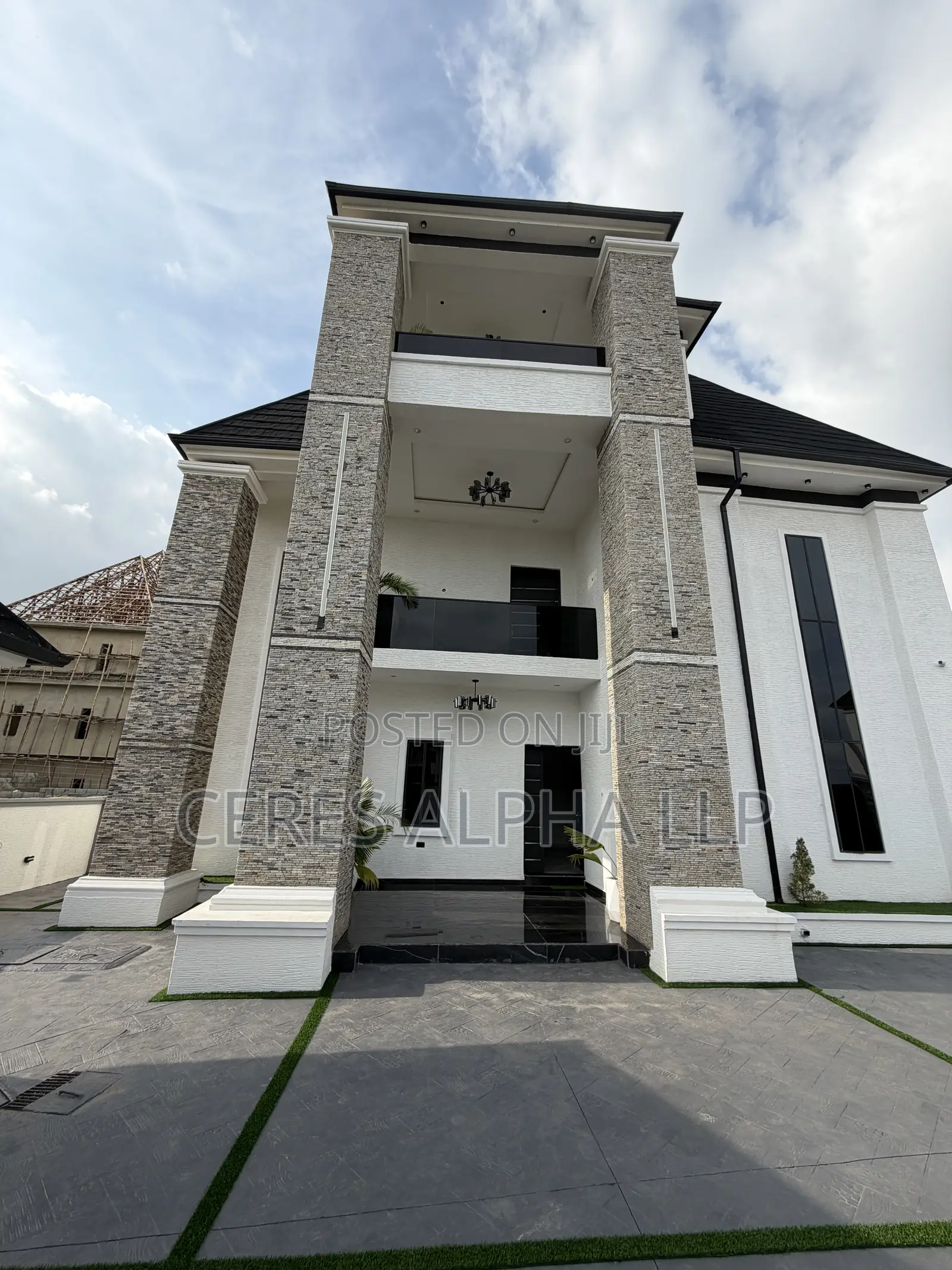 5bdrm Penthouse in Dakwo District for sale in Dakwo District