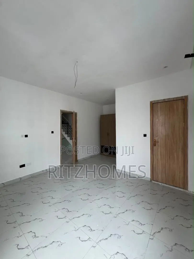 4bdrm Townhouse / Terrace in Lekki for rent in Lekki