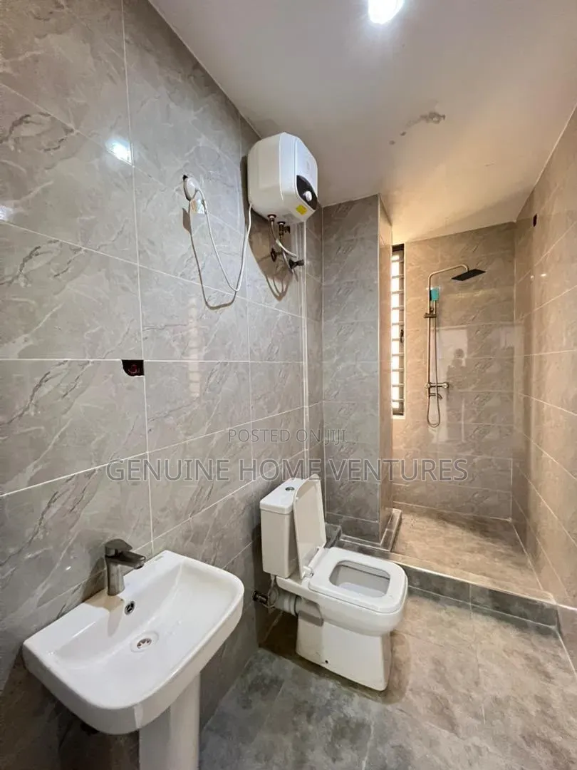 2bdrm Apartment in Lekki Phase One for sale in Lekki Phase 1