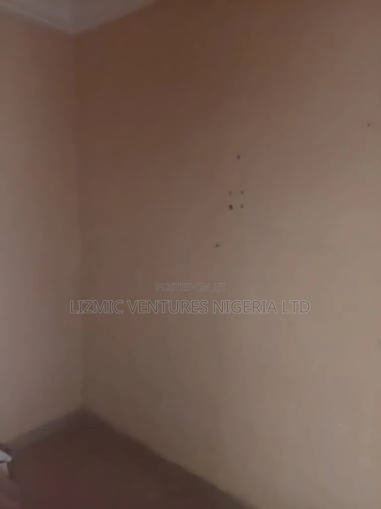 2bdrm Bungalow in Celestial Rd, Ikotun / Ikotun/Igando for sale in Ikotun / Ikotun/Igando